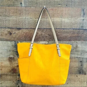 Michael Kors Jet Set Leather Yellow Tote